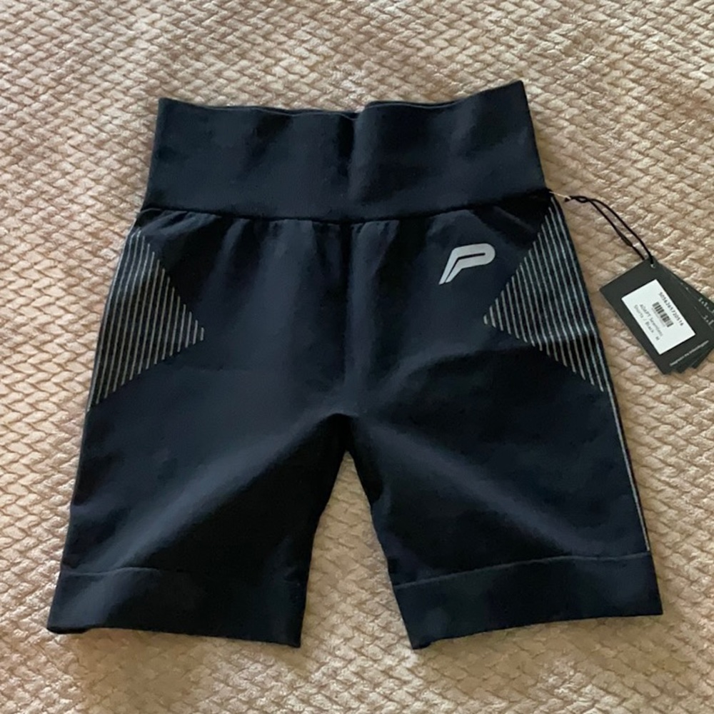 Pursue Fitness Adapt Seamless Shorts Size Medium